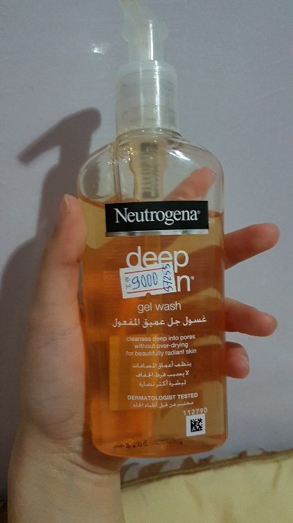 Neutrogena Deep Clean Gel Wash